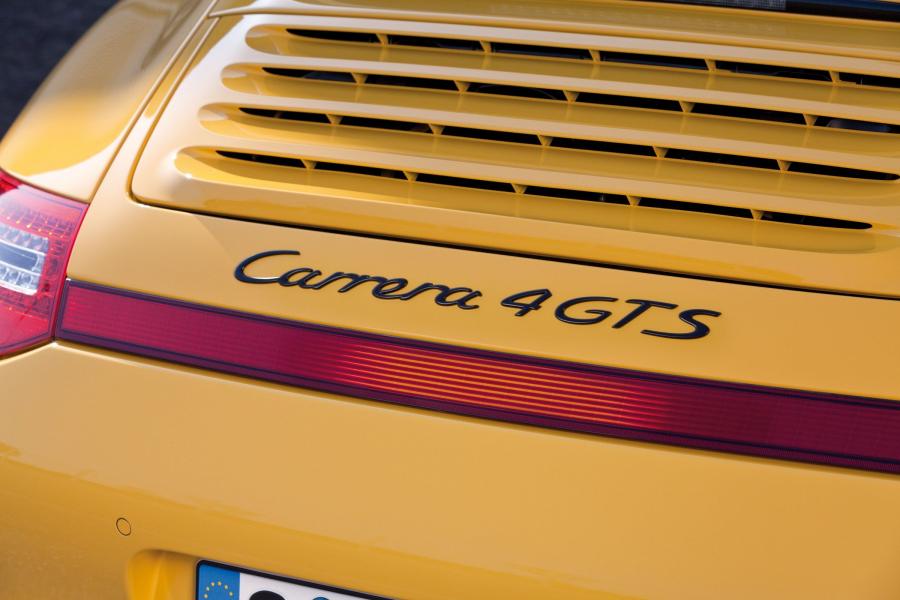  Porsche 911 Carrera 4 GTS Coupe 2011 года  (фото 4 из 10)